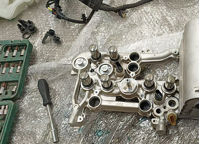 特斯拉热泵系统维修