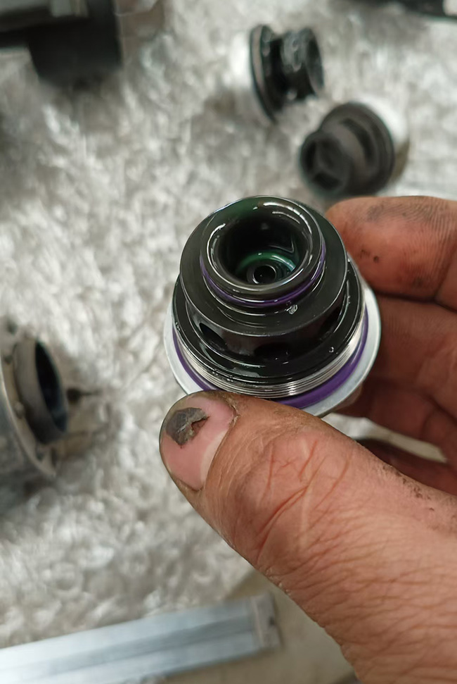 特斯拉热泵系统维修