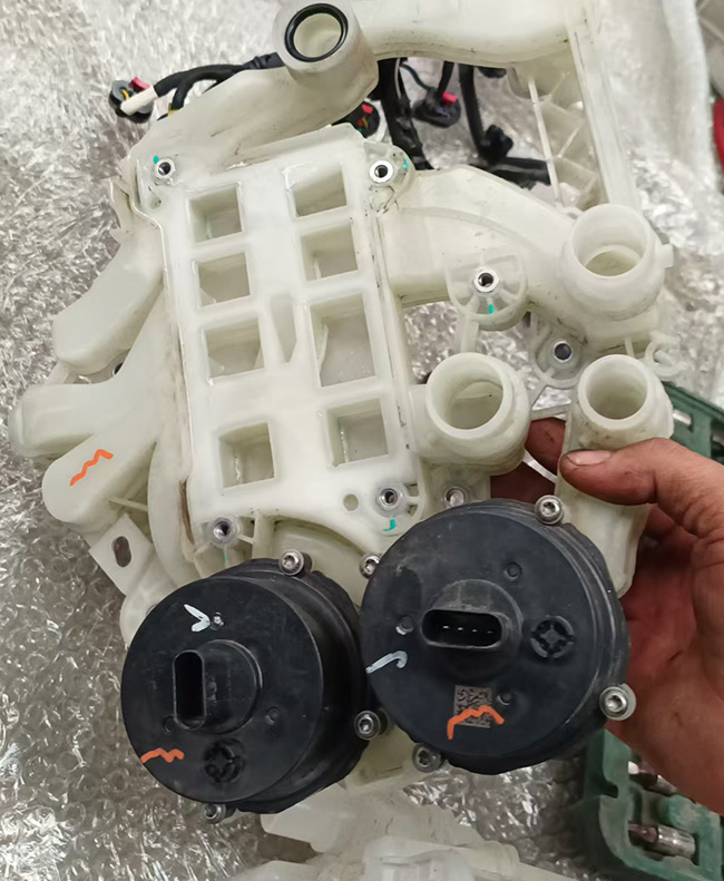 特斯拉热泵系统维修